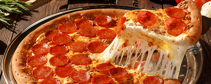 A extra cheesy pizza pie